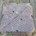 Cast Iron Manhole Cover & Frame Class D400 61 cm x61 cm 