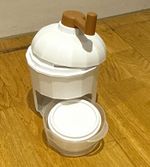 Manual Portable Ice Crusher Shaver with 1 Cup Container, Plastic White/Brown