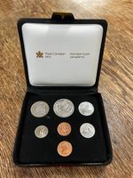 Royal Canadian Mint 1980 coin collection nickel & bronze in leather case