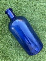 SUPERB LARGE BLUE GLASS VICTORIAN CHEMIST / POISON BOTTLE VARIANT