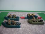BRITAINS DEETAIL  3 BRITISH ASSAULT CRAFT & 2 MAN SUBMARINE TOY SOLDIERS