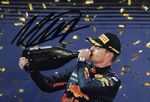 MAX VERSTAPPEN HAND SIGNED 6X4 F1 PHOTO