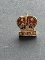 MJ King Of Pop Pin Badge Vintage Collectors-rare Michael Jackson 1992