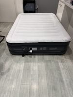 Chillsun Luxury king Air bed, Inflatable Air Mattress with Built-in Pump white