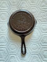 Original Vintage Griswold #0 Cast Iron Pan Skillet 562 Erie PA w/ Heat Ring