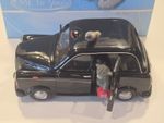 Me To You Bear  Figurine WHERE TO GUV BLACK TAXI BOXED RARE STREETS OF LONDON 