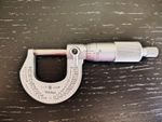 Mitutoyo 0–1" Micrometer – .0001" Resolution. Excellent Condition