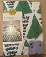 Furn Christmas Toddler Duvet Set Hide and Seek Santa 
