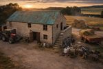 Barn (OO Gauge) Model Railway Scenery ￼￼