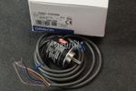 Omron Rotary Encoder E6B2-CWZ5B 600P/R NEW