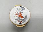 VINTAGE ALICE IN WONDERLAND MAD HATTER ROUND PILL TRINKET BOX