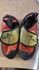 Boreal Ninja Junior Climbing Shoes Size 1-1.75, EU 33-34, Red