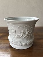 VINTAGE PLANTER /JARDINIERE PORTMEIRION PORCELAIN EMBOSSED WHITE VERY GOOD  