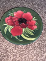 MOORCROFT - ANEMONE TRIBUTE PIN DISH - EMMA BOSSONS. 2002 11.5cm