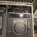 2 x Pioneer CDJ-500 S CDJ's  inc Cables