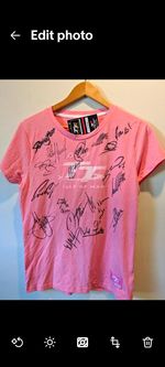 Isle of Man TT Official Licensed Pink T-Shirt Autographed Multiple Signatures