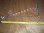 Heavy duty, hanging basket bracket / Galvanized ( zinc )