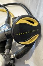 Oceanic CDX5 1st Stage Alpha 8 Octopus and Double Gauge Scuba Diving Set. USED