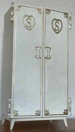 Sindy Doll: 1960s Vintage Bedroom Wardrobe