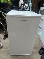Comfee White Single Door Freestanding Mini fridge freezer, used for only a month