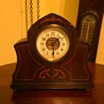 Antique Victorian Small Mechanical Clock In Working Condition 