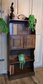 VINTAGE BOOKCASE IN OAK WITH LITTLE CUPBOARD DECO ANTIQUE