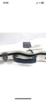 Crossrock CRF1000SUWT Fiberglass Soprano Ukulele Hard-Shell Case White