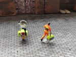 00 Gauge 1:76 Resin Hand painted figure Critical  Care paramedic & bag &  Bike
