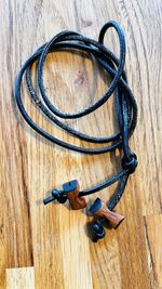 vintage Gilwell Scout Leader woodbadge 2 beads on a leather thong & Certificate