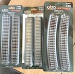 24" radius Oval of Kato Unitrack Code 83 00/H0 Nickel silver. Excellent cond.