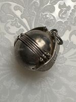 Vintage Sterling Silver Photo Picture Frame Ball Pendant Locket