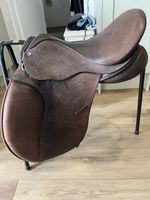 Lavinia Mitchell Brown 17”  Width 4 GP Saddle