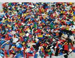 Lego Bundle 2+ kg-2000 pieces  Bricks+4 MINIFIGURES ! Job Lot 