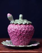 Bordallo Pinheiro Strawberry Tureen With Leaf Spoon And Base Vintage Majolica