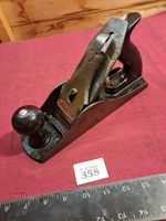 Viintage Stanley 4-1/2" Smoothing Plane in Good Condition & Appears Little Used.