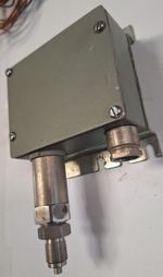 Trafag Pressure transmitter Type 8202 Range: 0-4Bar Max: 15Bar