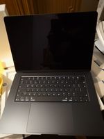 Apple MacBook Air 15-inch (2025) M4 16GB RAM 256GB  4 BATTERY CYCLES + RECEIPT 