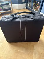 Babybjorn Travel Cot With BabyBjorn fitted Sheet 