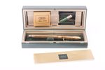 Cross Townsend 18 Karat Gold Filled  Fountain Pen with Case and Extras