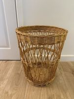 Large Vintage Style Wicker Rattan Laundry Storage Basket Open Weave 20”