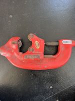 Ridgid 3-S Heavy Duty Pipe Cutter 1”-3”