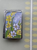 Beautiful Churchill's Art Nouveau Style Biscuit  Tin - Daffodils