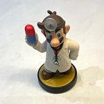 Nintendo amiibo Dr. Mario Amiibo Figure - Super Smash Bros. Super Mario Bros.