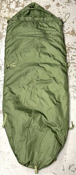 British Military Issue Green Lightweight Sleeping Bag, Size Large