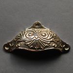 VICTORIAN SOLID BRASS DRAWER CUP PULL HANDLE KNOB DOOR CUPBOARD VINTAGE - DP21