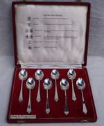 British Hallmarks 1961/2 set of 8 sterling silver tea spoons  - UK assay offices