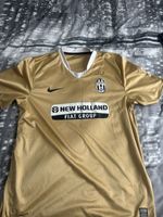 Juventus Nike 2008/10 Away Shirt. Size Large