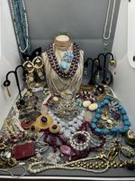 Lot jewelry pre-owned Beautiful Not Scrap,Some Real Stones