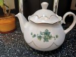 FIESTA / PRINCESS HOUSE GREEN IVY  TEAPOT