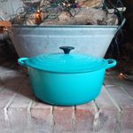 Le Creuset Cast Iron Round Casserole Dutch Oven 28cm 6.7 litre Caribbean Teal